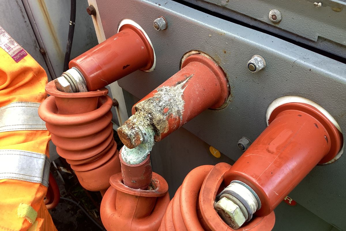 How Much Warning Do Failing Electrical Assets Actually Give You? | ACTENIQ
